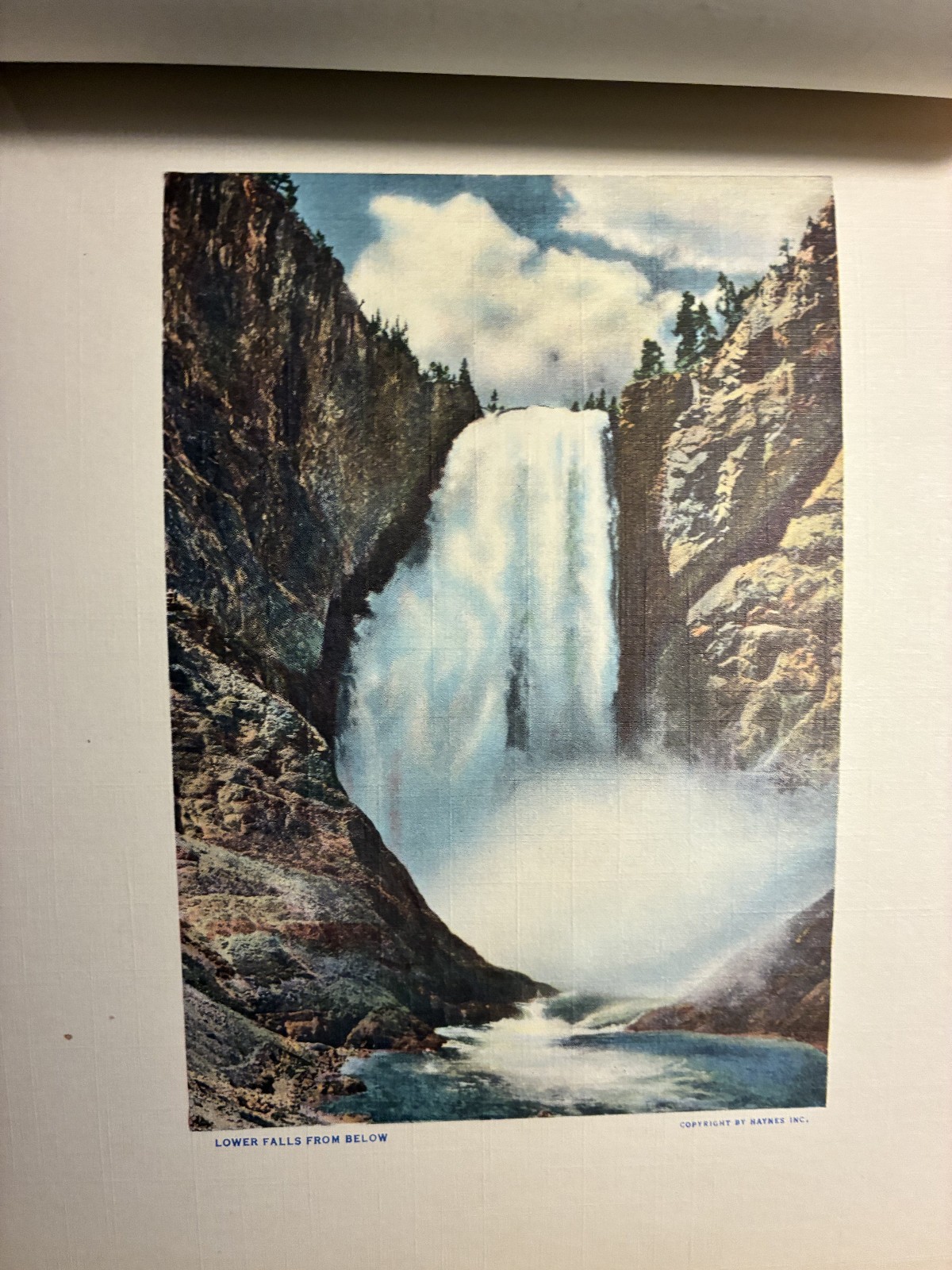 Vintage 1930’s Treasures of Yellowstone National Park Souvenir Photo Book