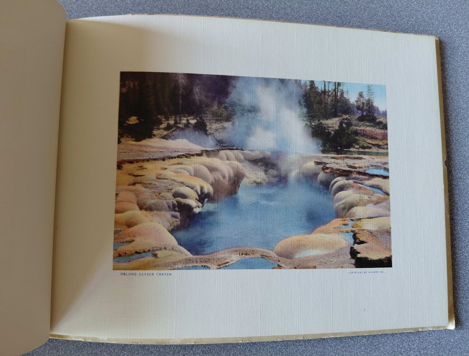Vintage Treasures of Yellowstone National Park Haynes 18 Color Photos