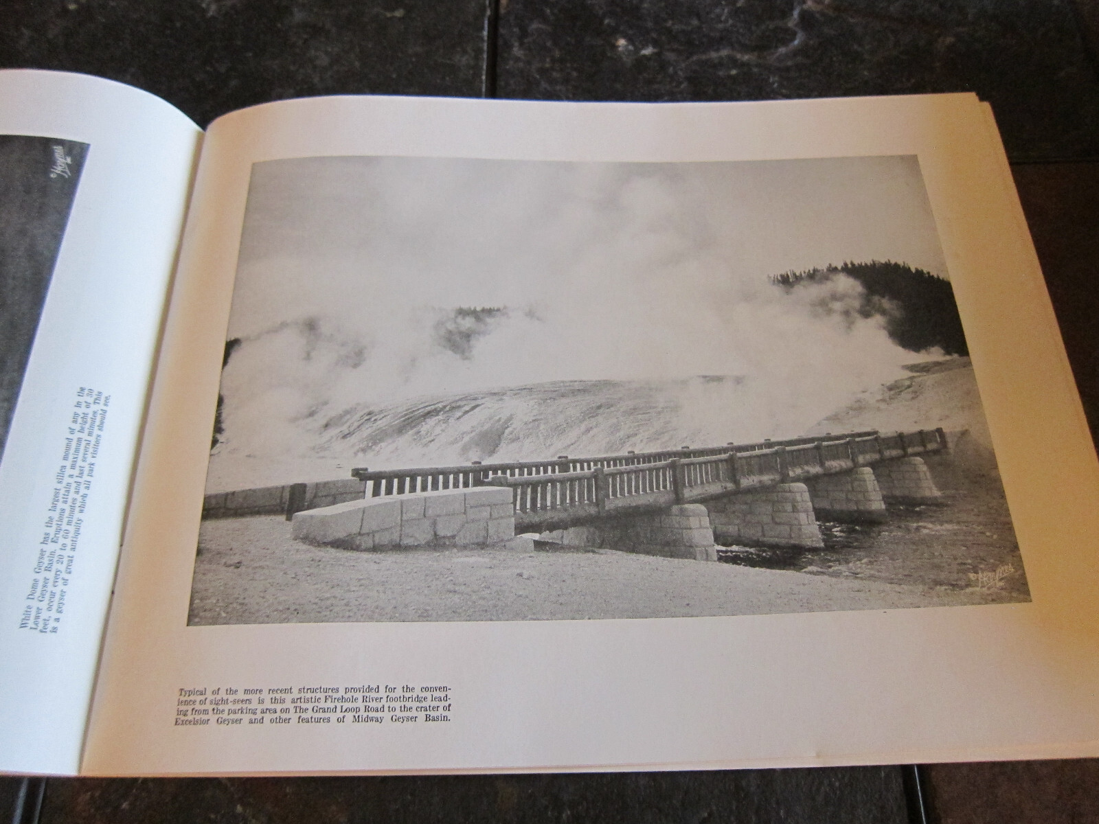 1940 Haynes Souvenir Album Of Yellowstone National Park Photo Booklet