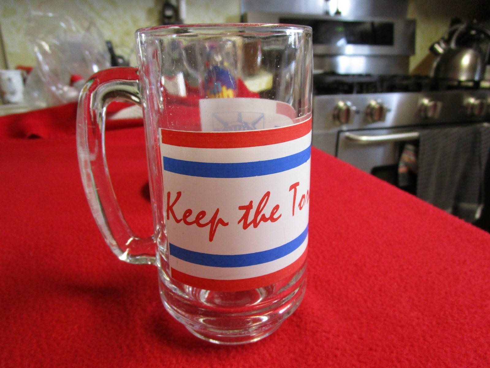 1986 Centennial 1886-1986 STATUE OF LIBERTY “Keep The Torch Lit” 5.5″ Glass Mug