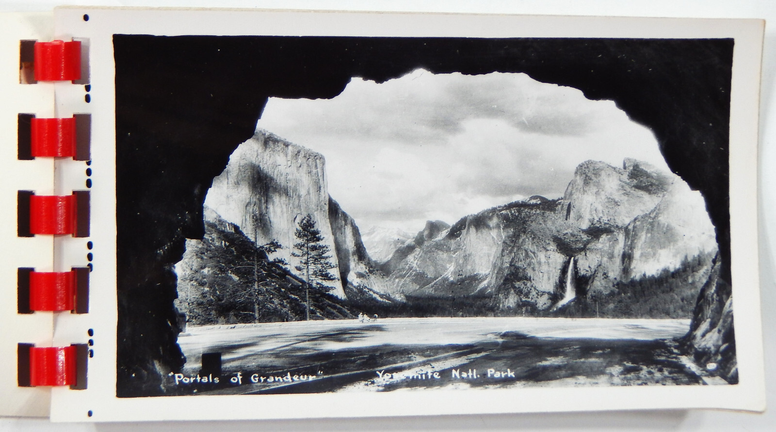 12 REAL YOSEMITE PARK CA PHOTOS 1920s 30s SAWYERS IN MINI FLIP BOOK 2.75″ x 4.5″