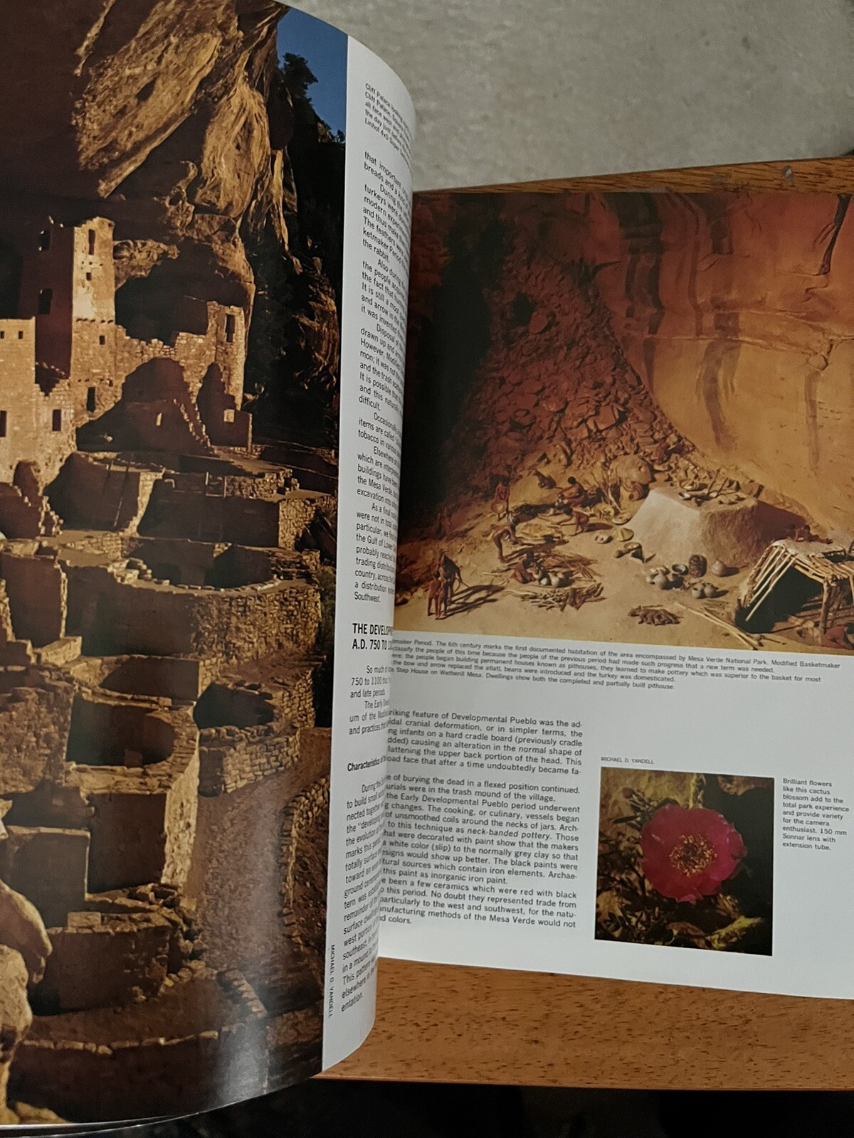 National Parkways Rocky Mountains Mesa Verde Souvenir Guide Book 1975 – 1970’s