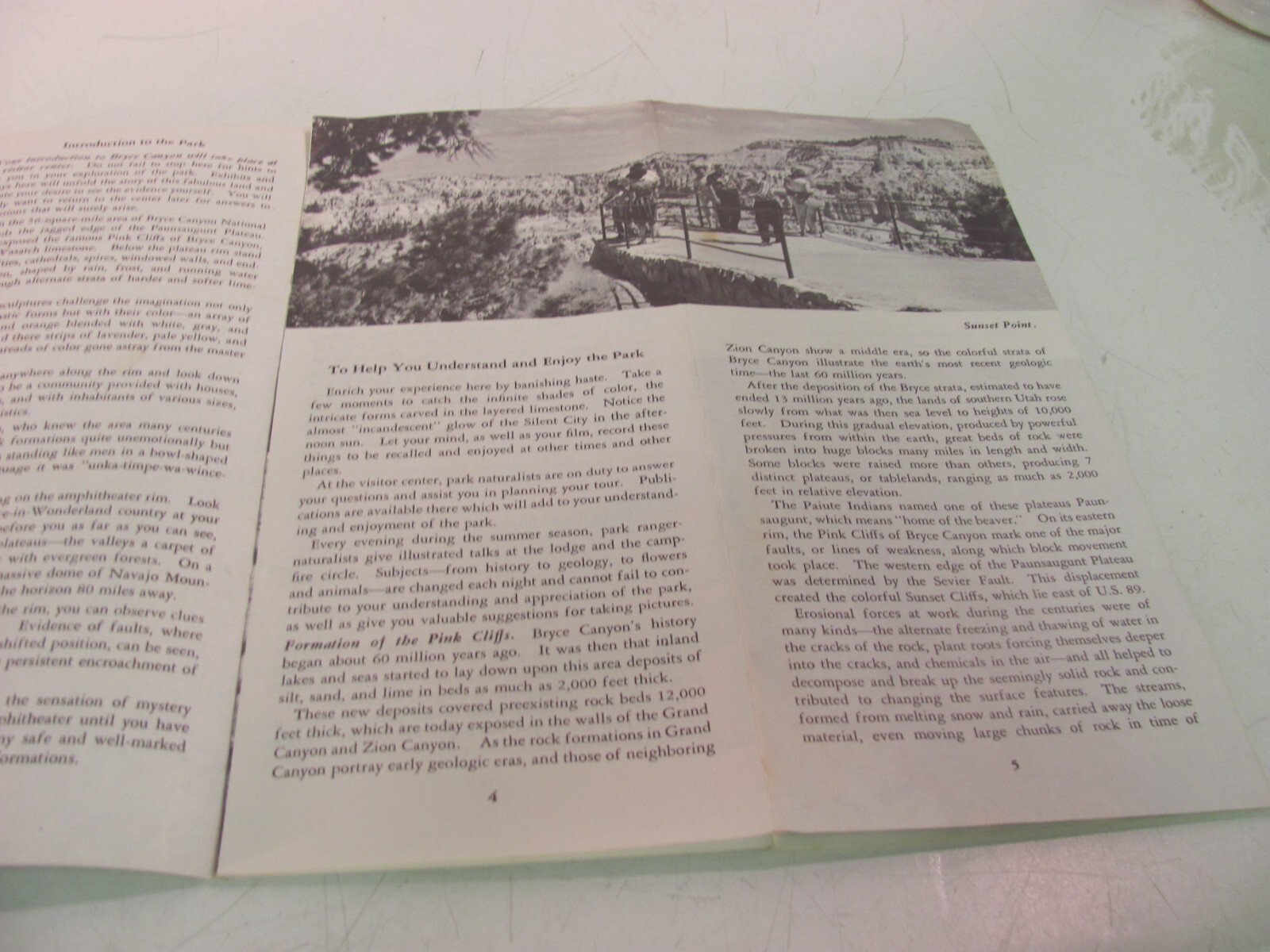 Bryce Canyon National Park Utah Pamphlent Map – Reprint 1966