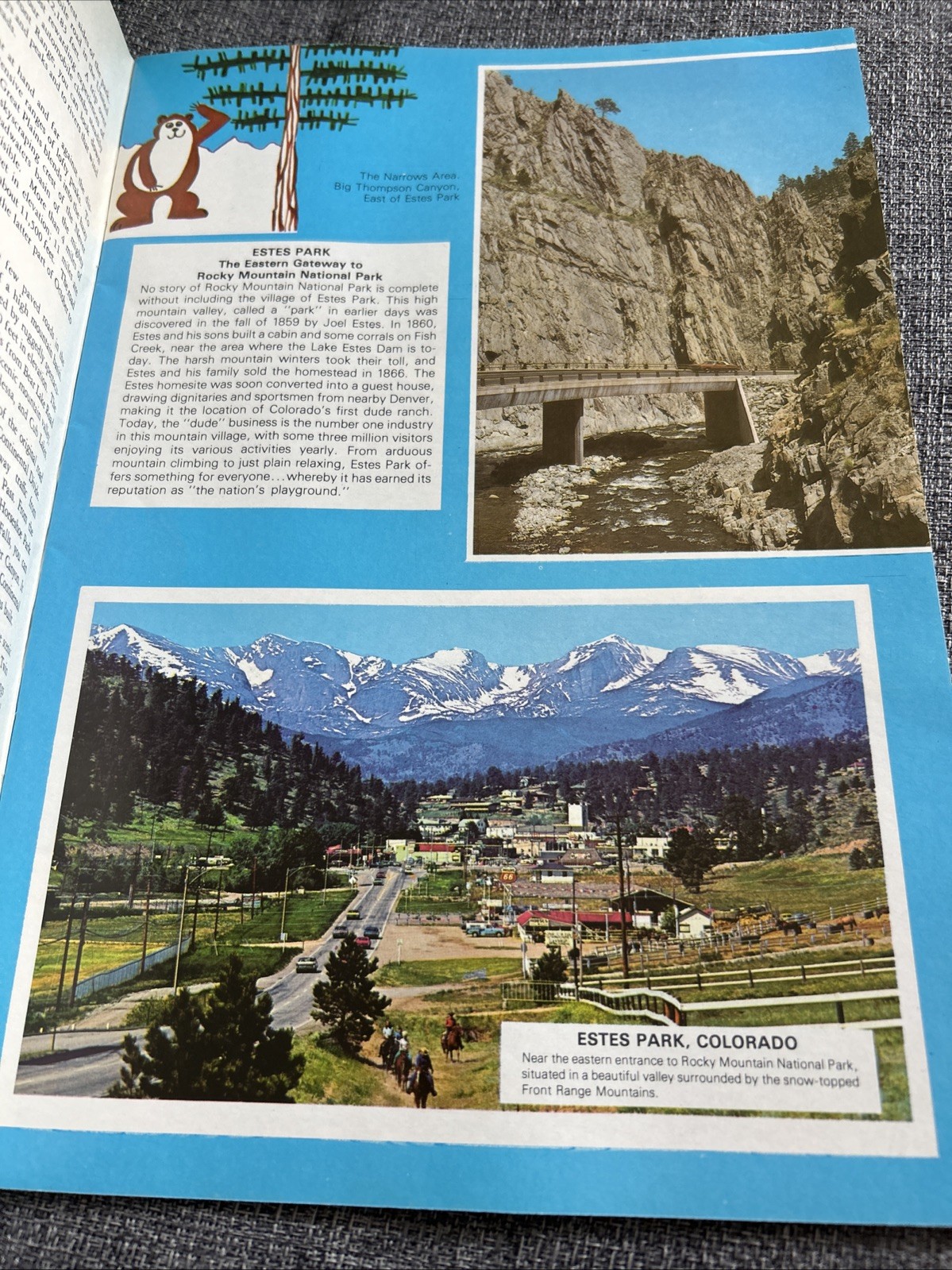 Vintage Rocky Mountain National Park Booklet Brochure 1970s Estes Park 10” X 7”
