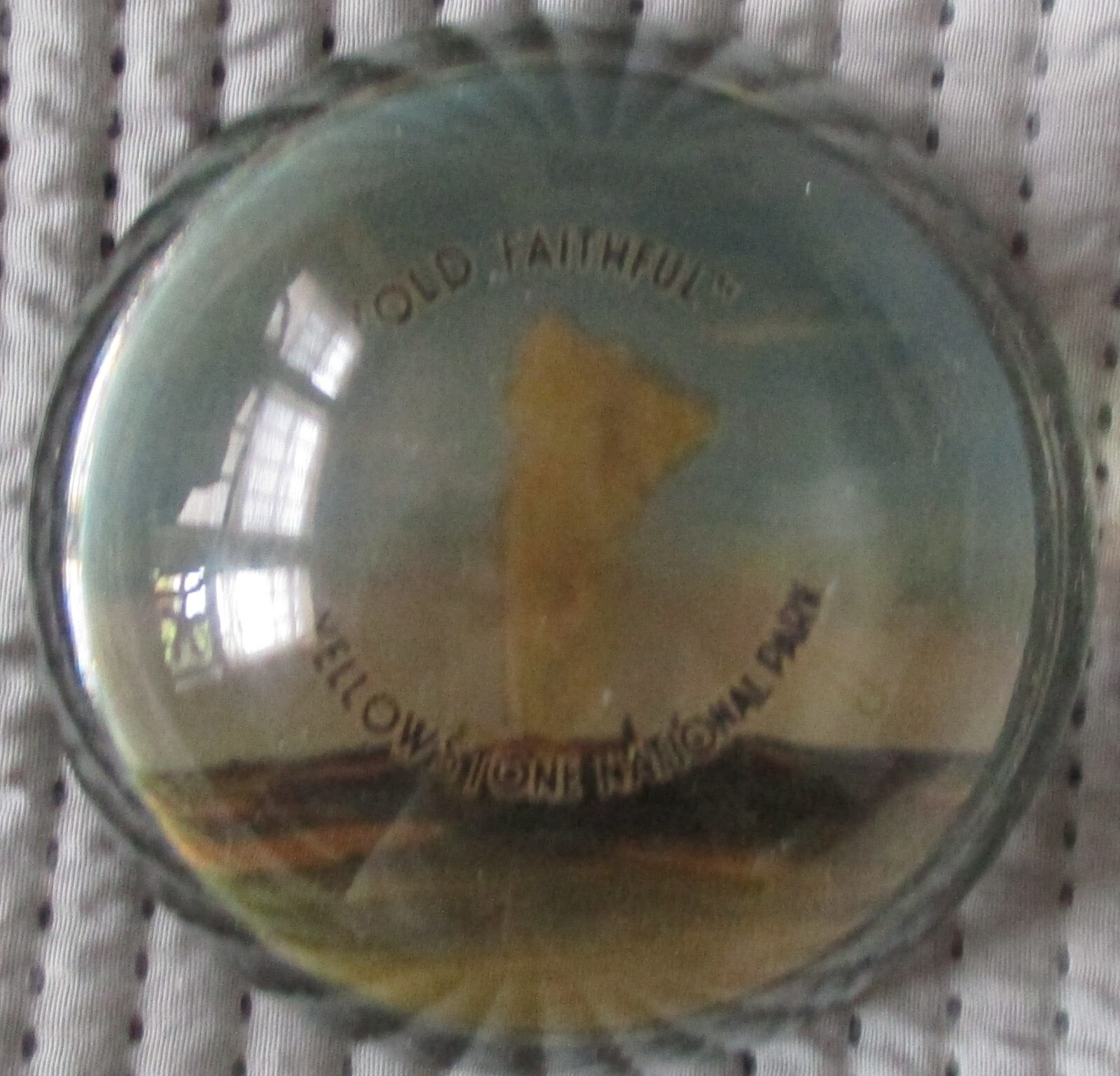 Vintage Souvenir Glass Paperweight Old Faithful Yellowstone National Park WY