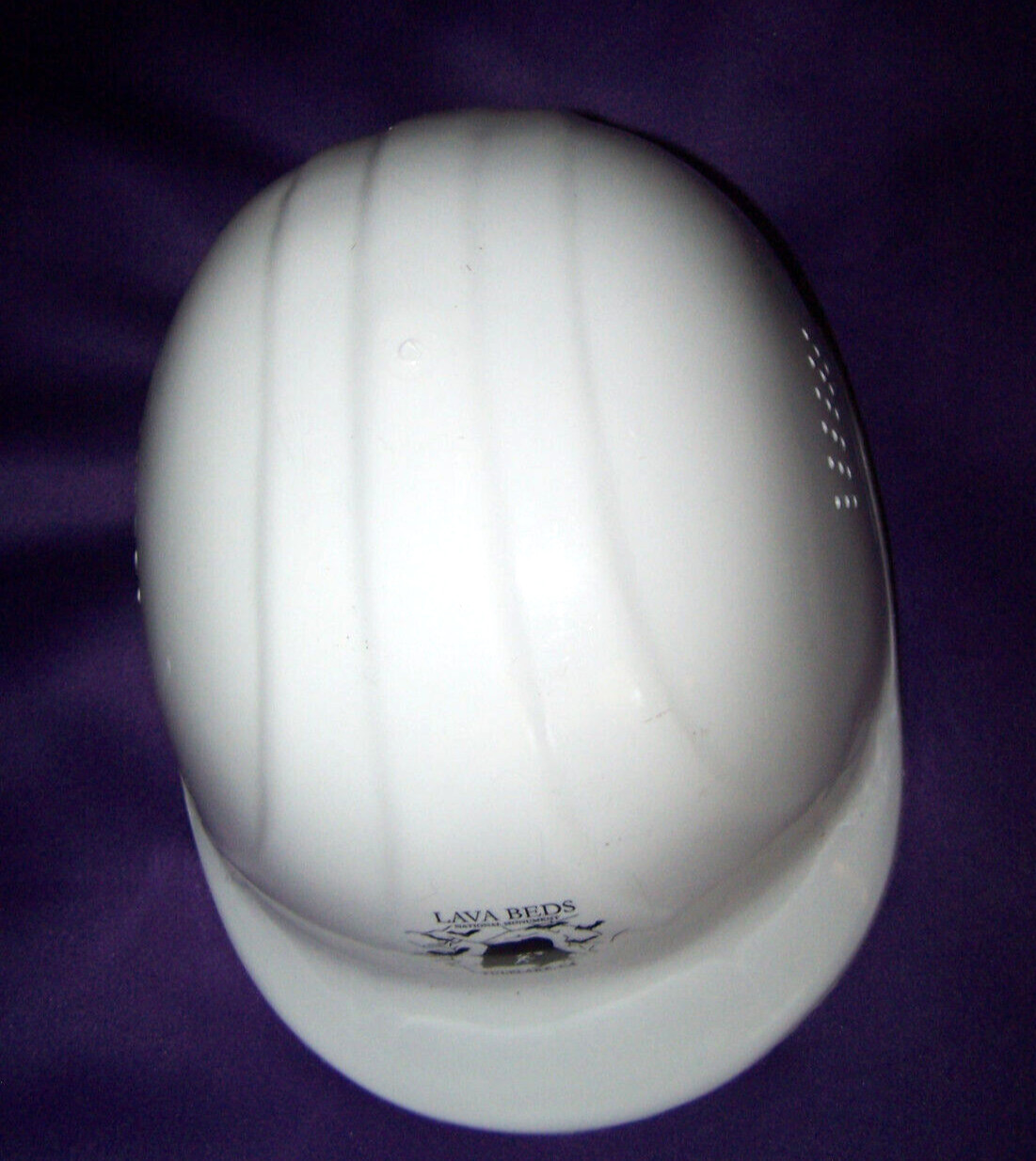 LAVA BEDS NATIONAL MONUMENT TULELAKE CA WHITE SAFETY HELMET ADJ. ADULT / CHILD