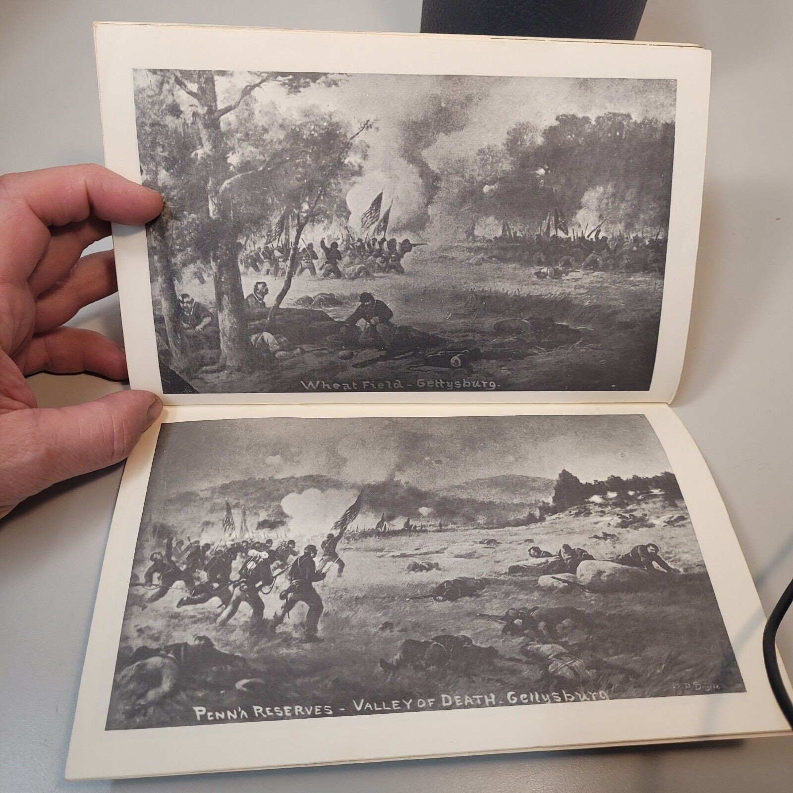 Gettysburg Civil War Battlefield Historical Booklet 1962 F.D. Briscoe Paintings