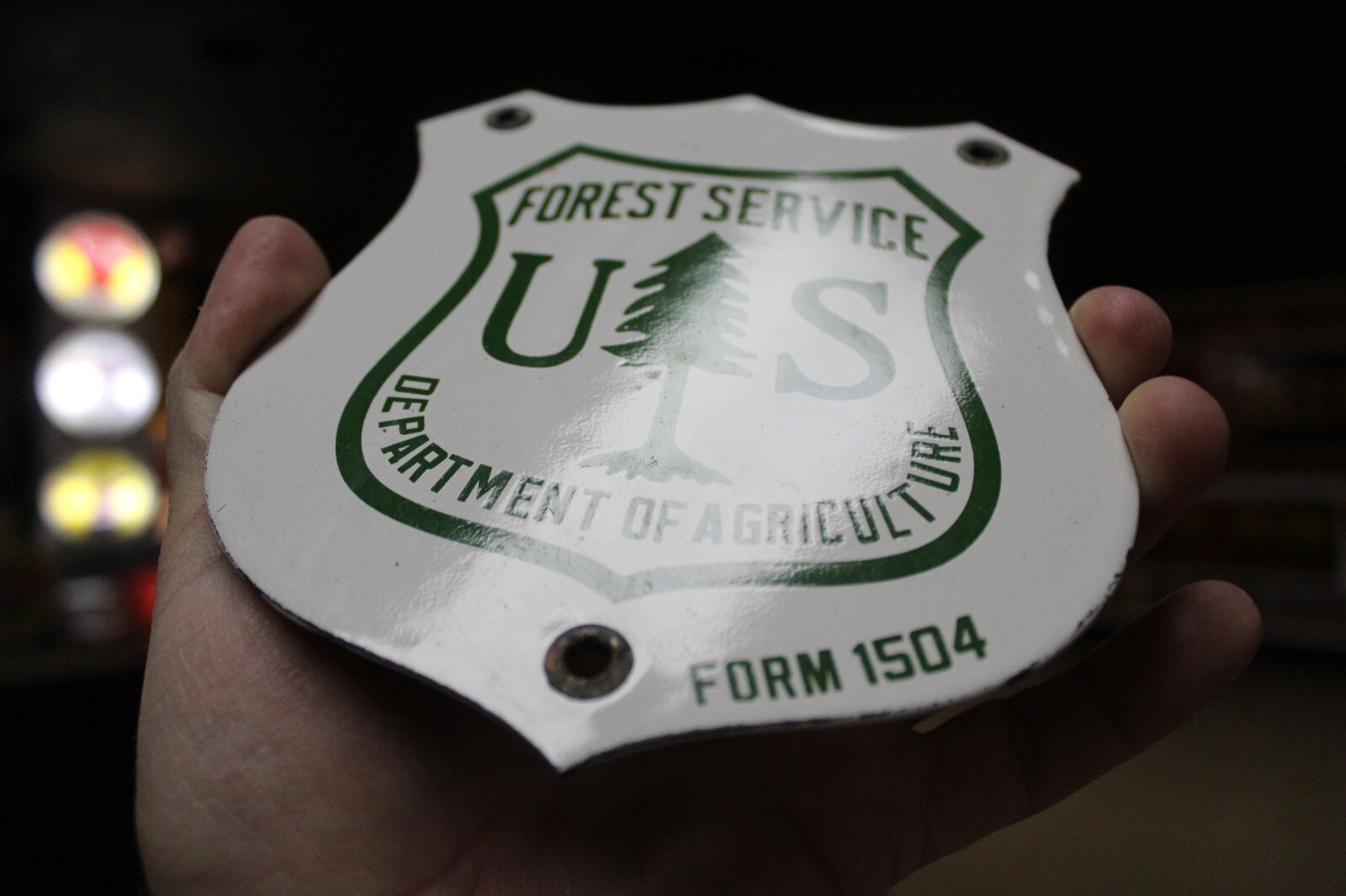 RARE US FOREST SHEILD PORCELAIN METAL SIGN CAMPING NATIONAL PARK SMOKEY FISH GAS