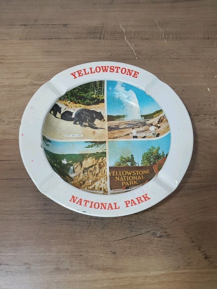 Vintage 5 1/2” Metal Tin Yellowstone National Park Souvenir Ashtray Hong Kong