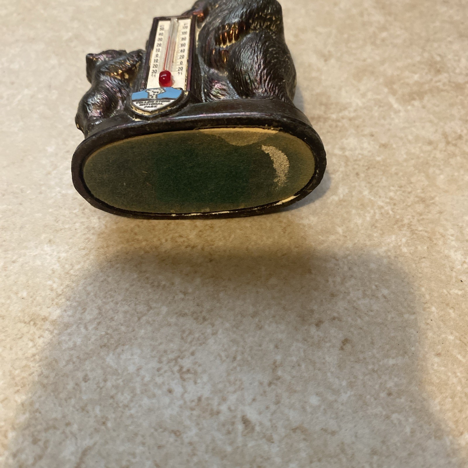 Yellowstone Park Vintage Souvenir Bear & Cub Thermometer 4″ Heavy Metal
