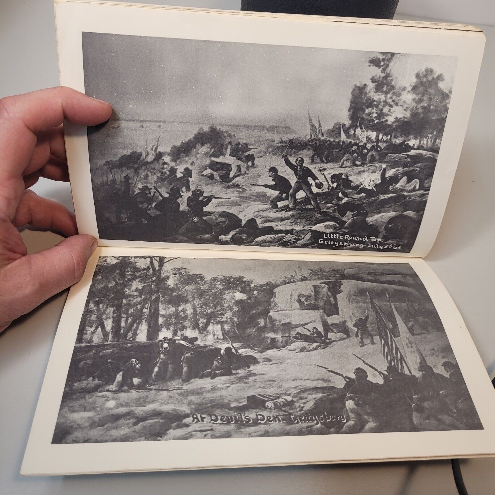 Gettysburg Civil War Battlefield Historical Booklet 1962 F.D. Briscoe Paintings