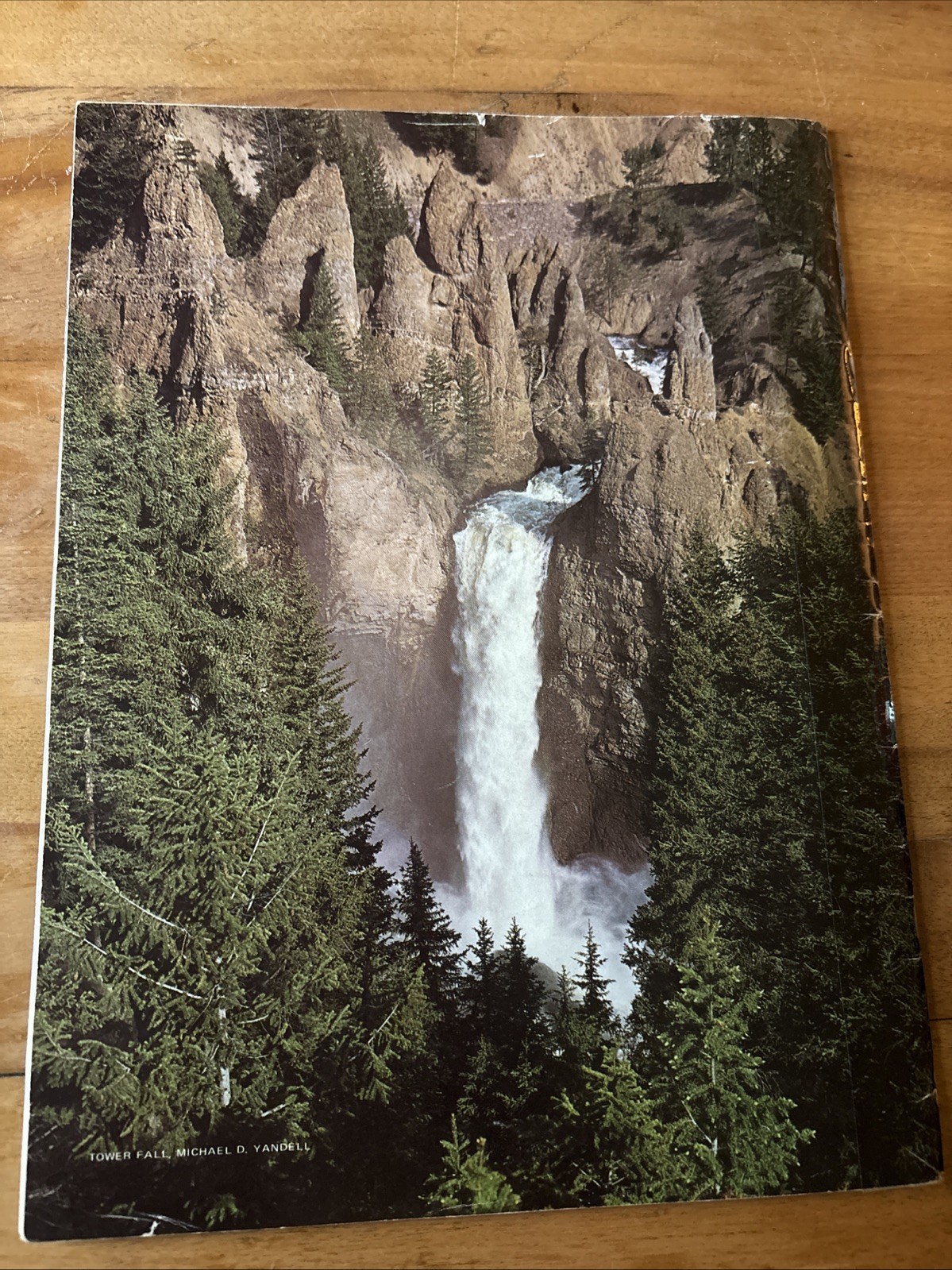 National Parkways Yellowstone National Park Souvenir Guide Book (1971/PB)