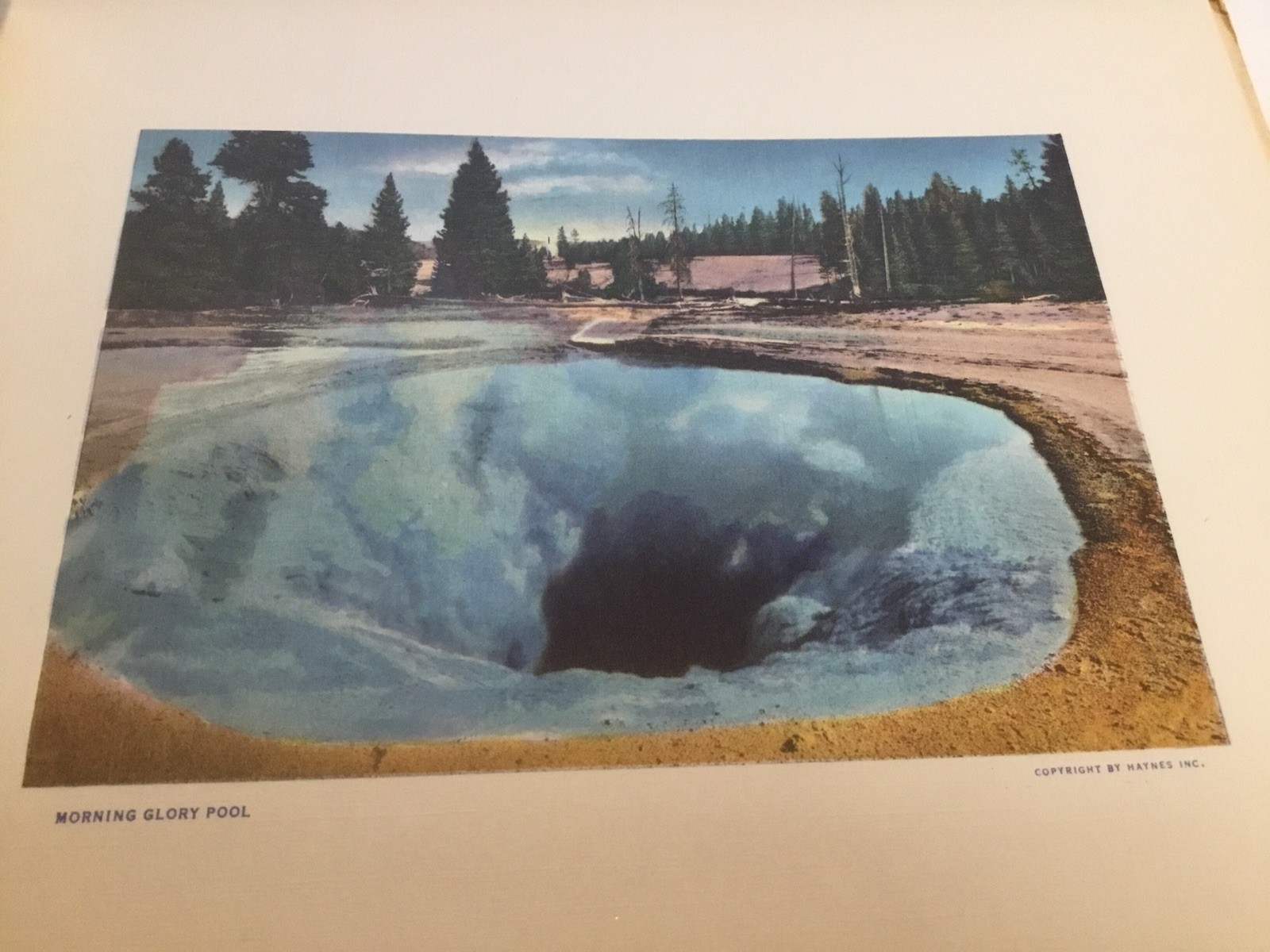 Vintage Treasures of Yellowstone National Park Haynes 18 Color Photos