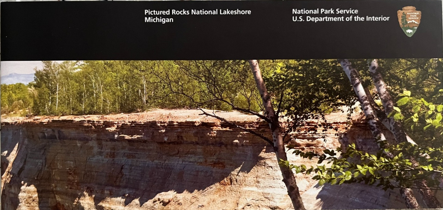 Vintage 2016 PICTURED ROCKS LAKESHORE NATIONAL PARK SERVICE UNIGRID BROCHURE/MAP
