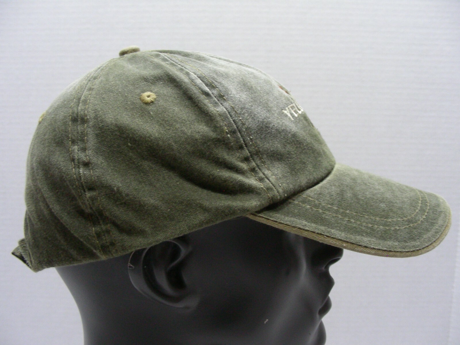 YELLOWSTONE NATIONAL PARK – Kid’s Size Adjustable Baseball Cap Hat!