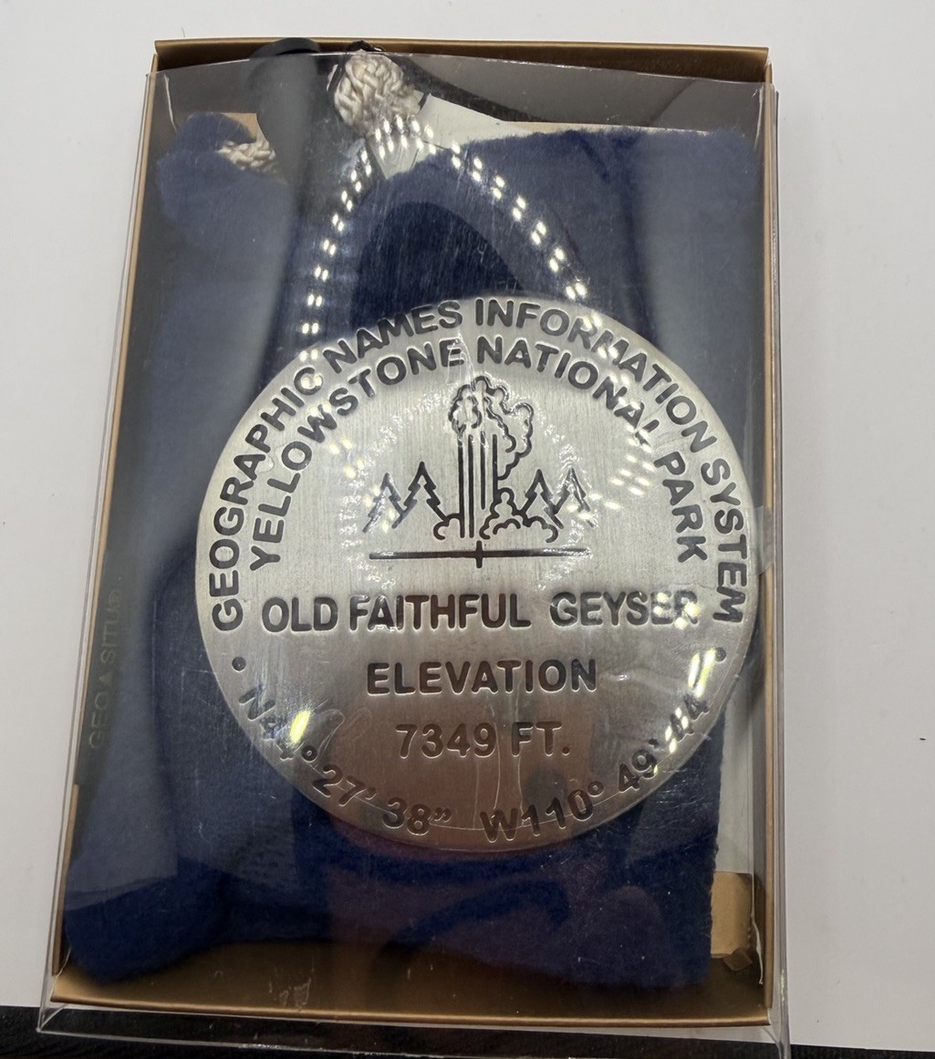 GEO-SITU OLD FAITHFUL YELLOWSTONE PARK PEWTER US GEOLOGICAL SURVEY PAPERWEIGHT