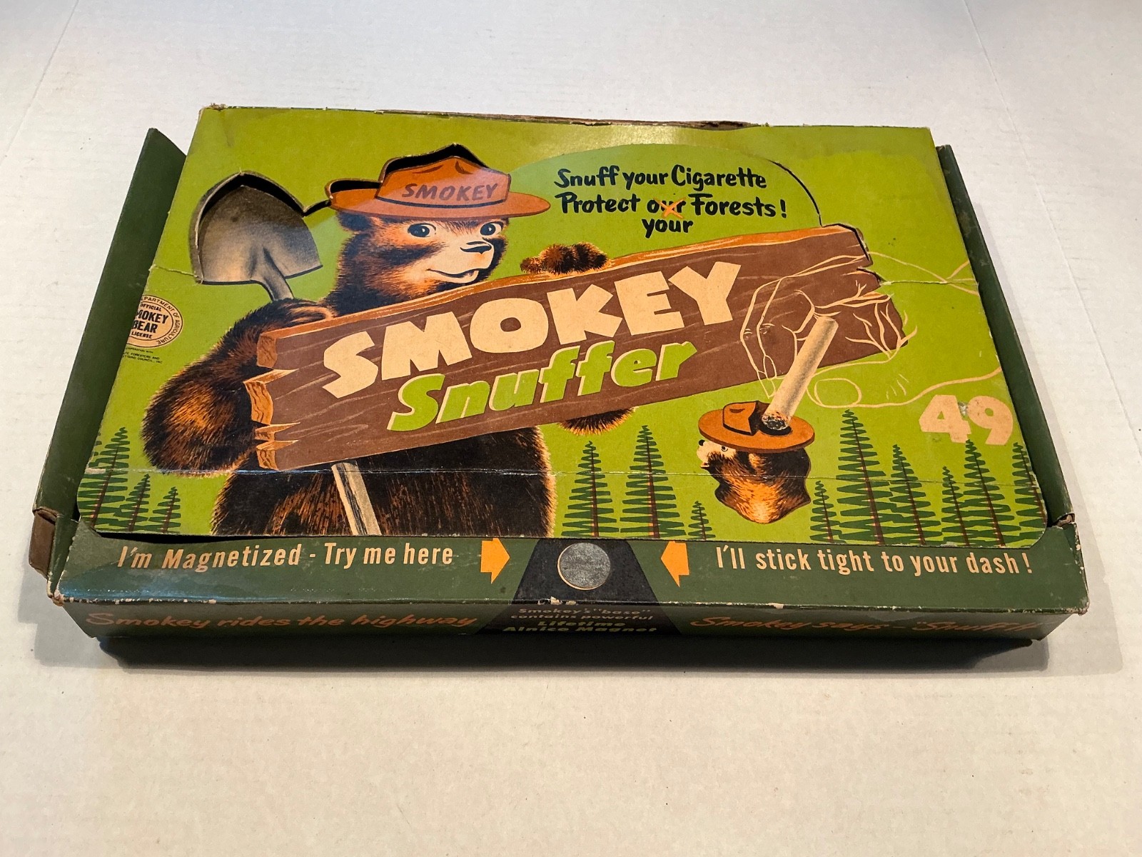 Vintage Smokey The Bear Snuffer Counter Display Box/14 Mint Snuffers/Rare 1950’s