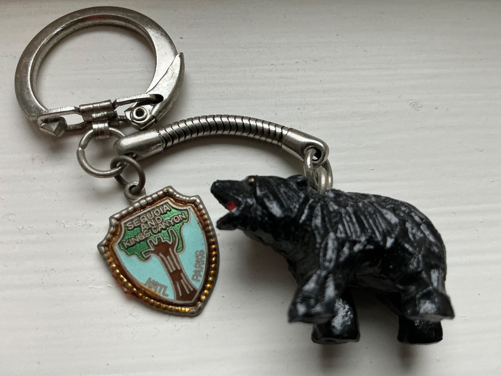 RARE Vintage Sequoia Kings Canyon National Park Black Bear Keychain Ring