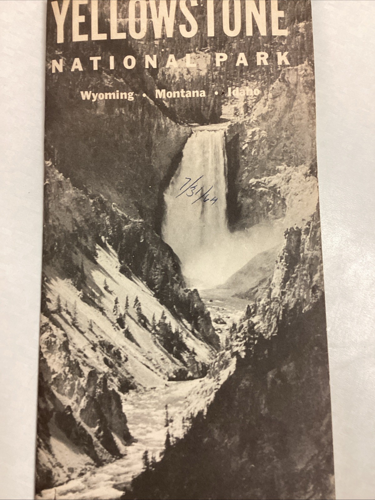 Yellowstone National Park – Vintage Original Brochure/Map – 1962