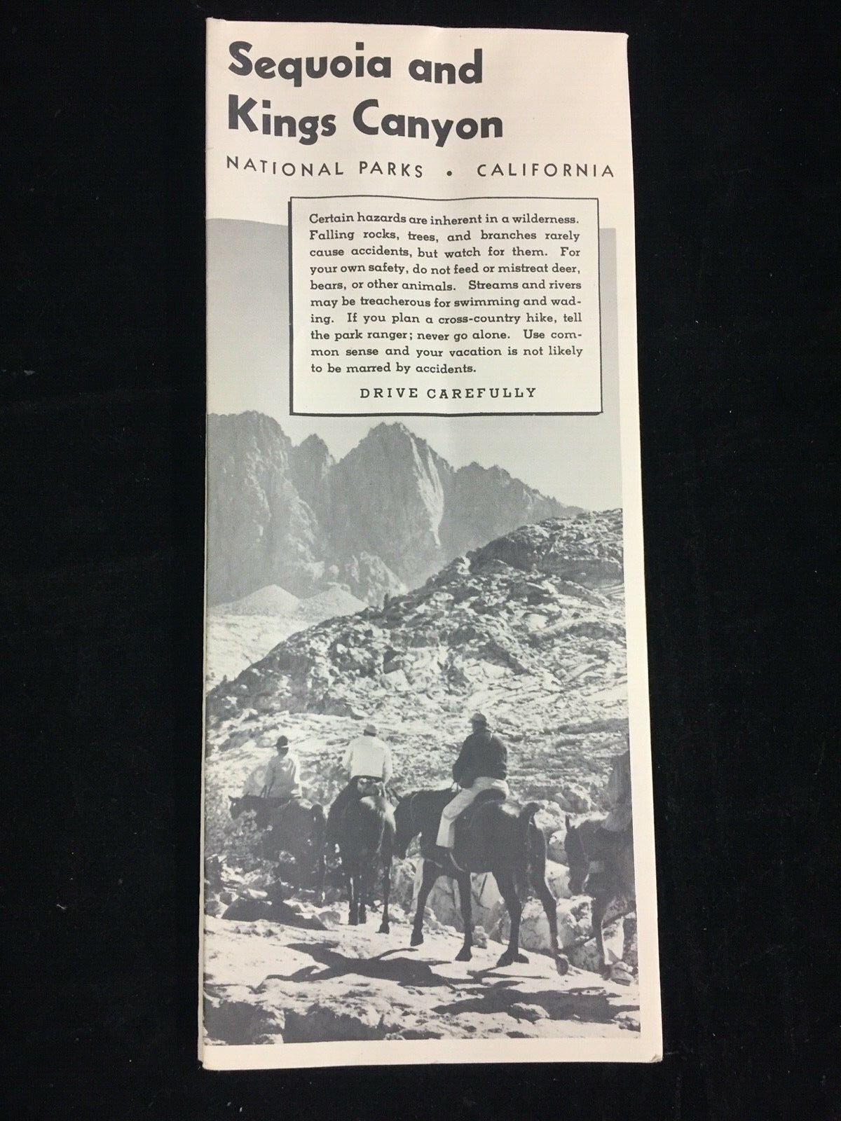 1954 SEQUOIA AND KINGS CANYON NATIONAL PARK BROCHURE, PHOTOS & FULL MAP