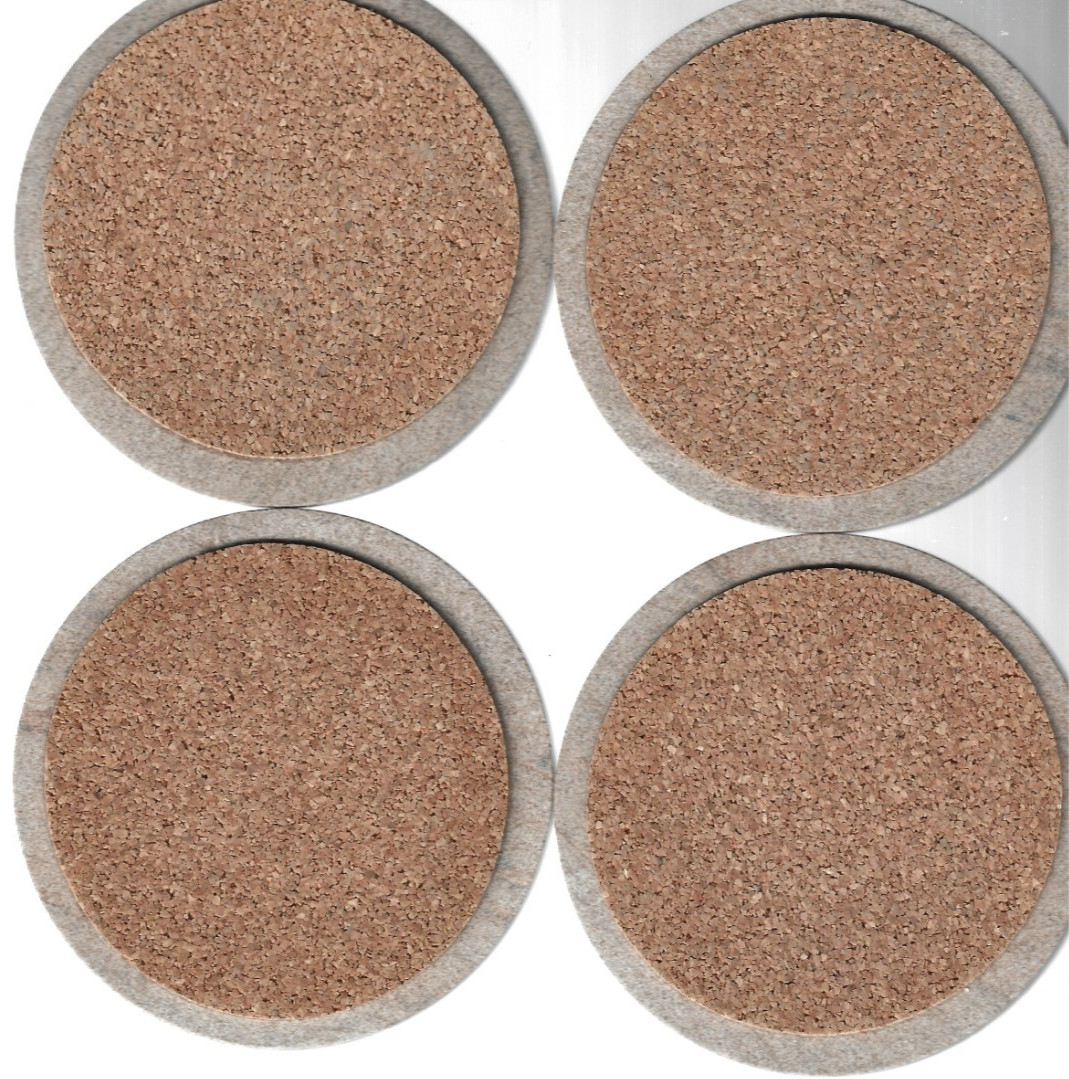 Yellowstone National Park Old Faithful / Set of 4 Stone Coasters