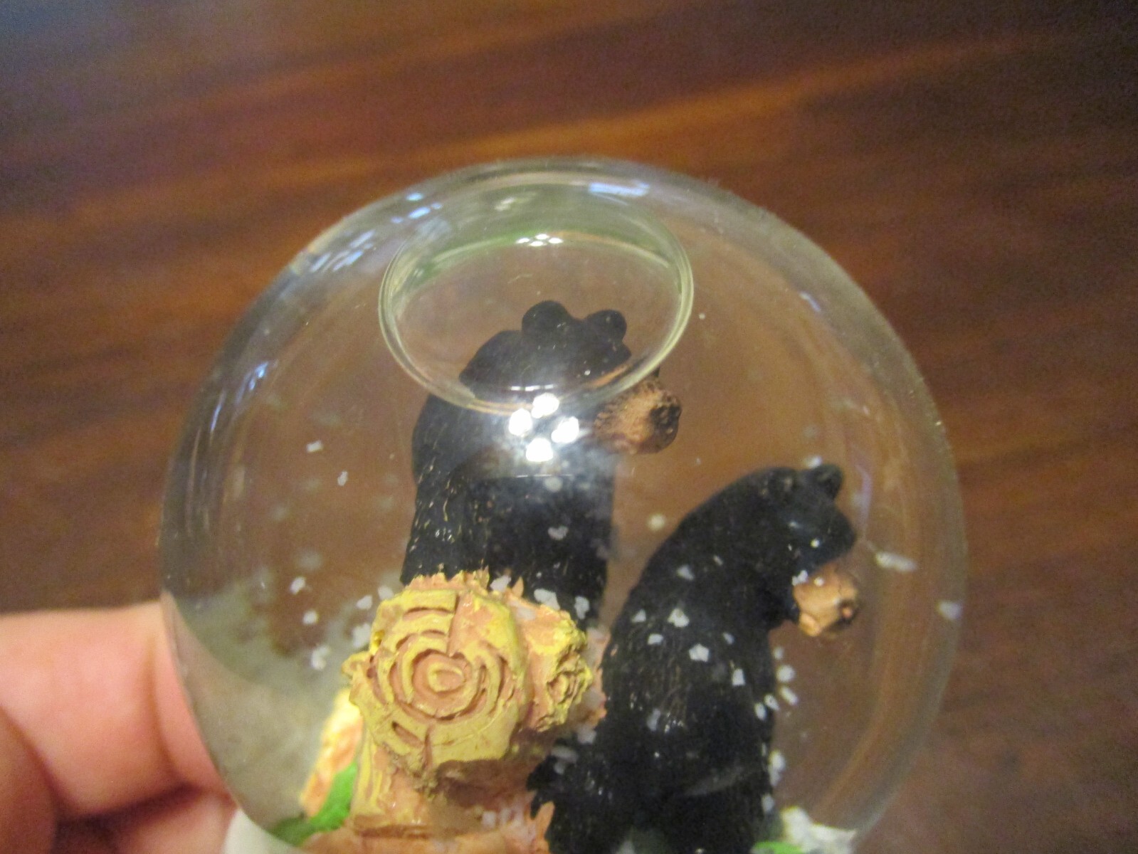 GREAT SMOKY MOUNTAINS BLACK BEAR SNOW DESK GLASS TOP PAPERWEIGHT