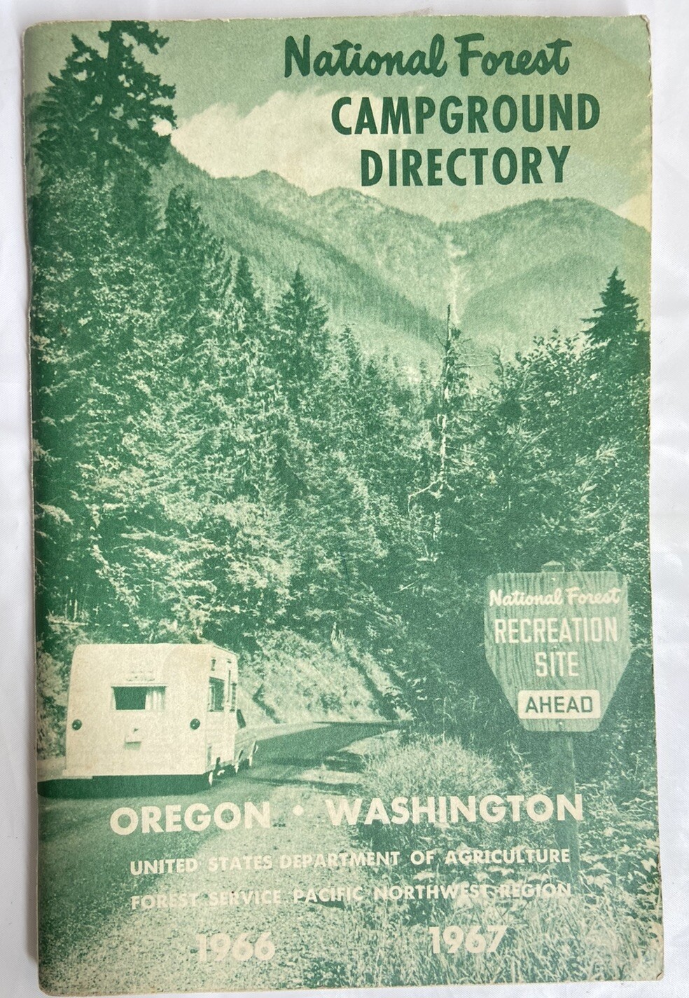 NATIONAL FOREST CAMPGROUND DIRECTORY OREGON & WASHINGTON 1966-1967