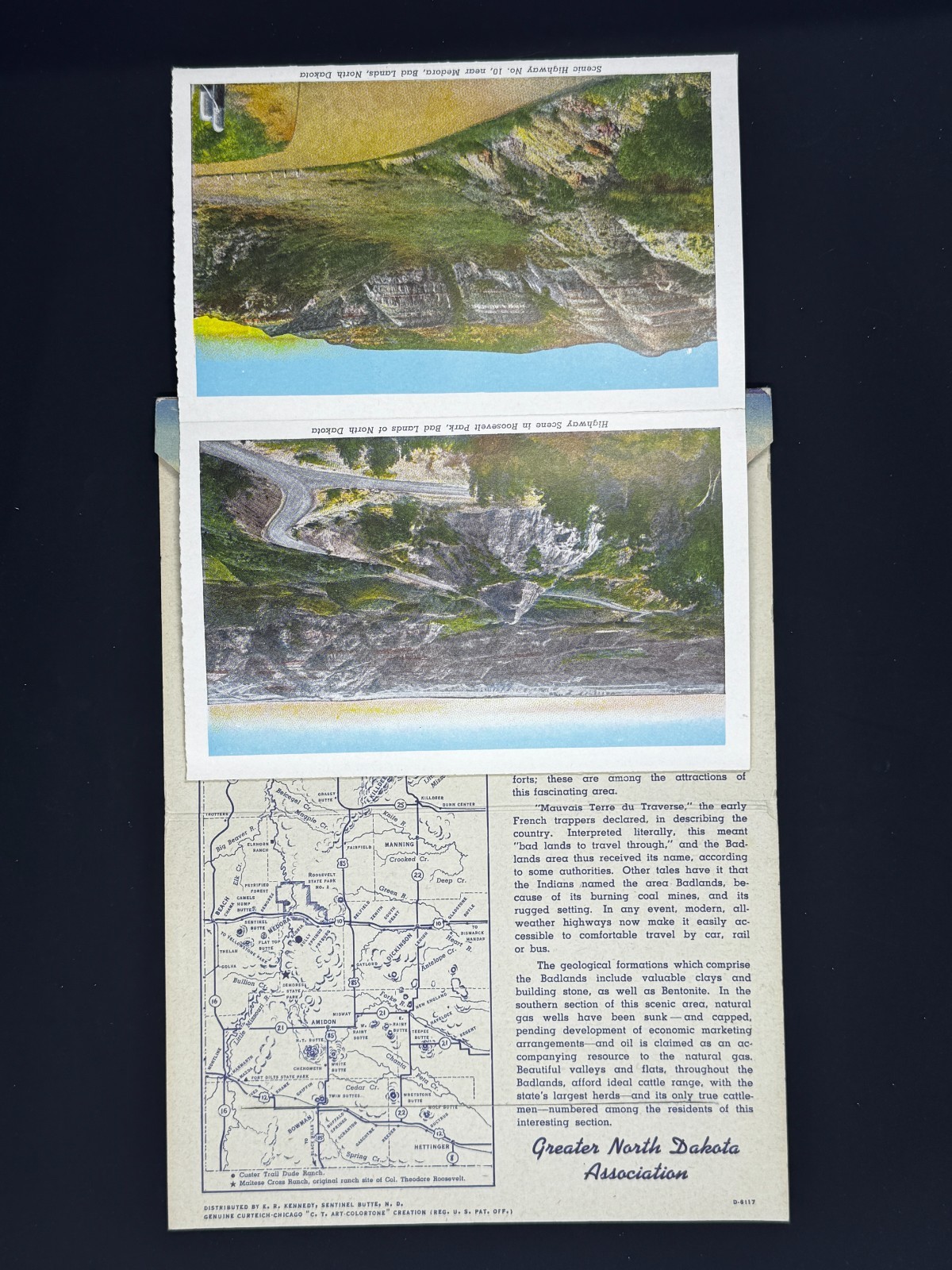 Vintage Souvenir Folder of Bad Lands National Park North Dakota South Dakota