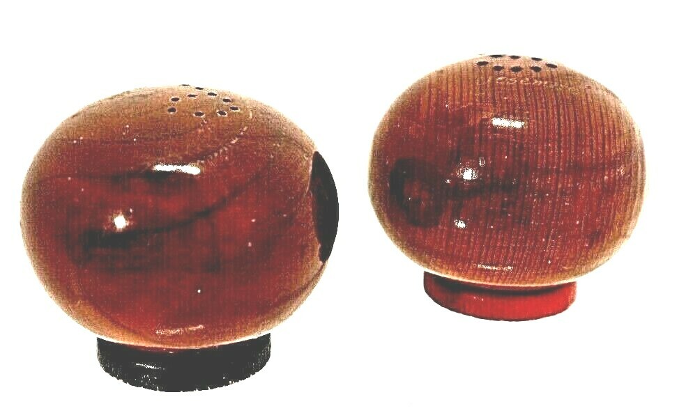 Yosemite Round Wood Salt Pepper Black Red Bottom National Park Memorabilia Read