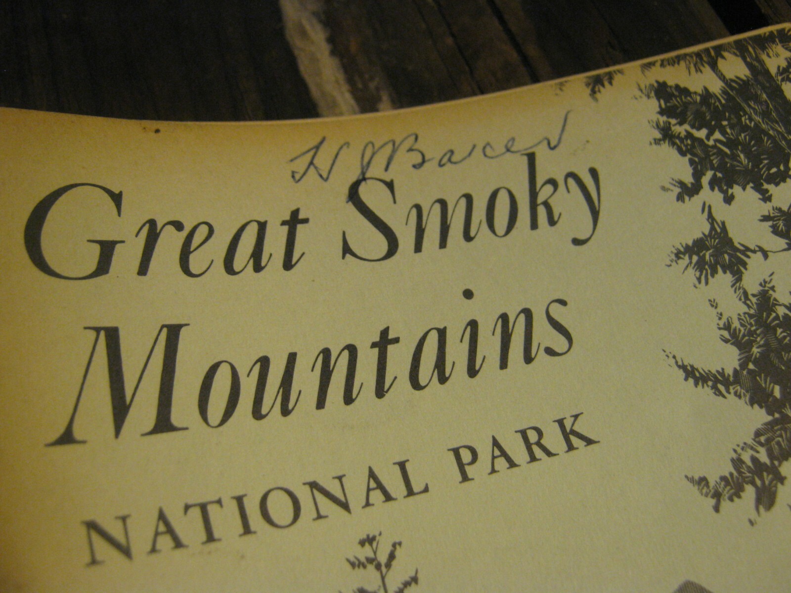 1961 Great Smokey Mountains National Park North Carolina Tennessee handbook Map