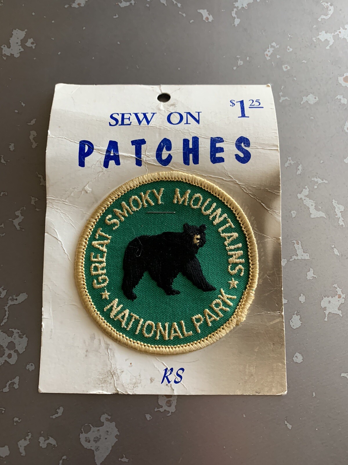 VTG 1970s GREAT SMOKY MOUNTAINS NATIONAL PARK Souvenir PATCH Badge Black Bear 3”