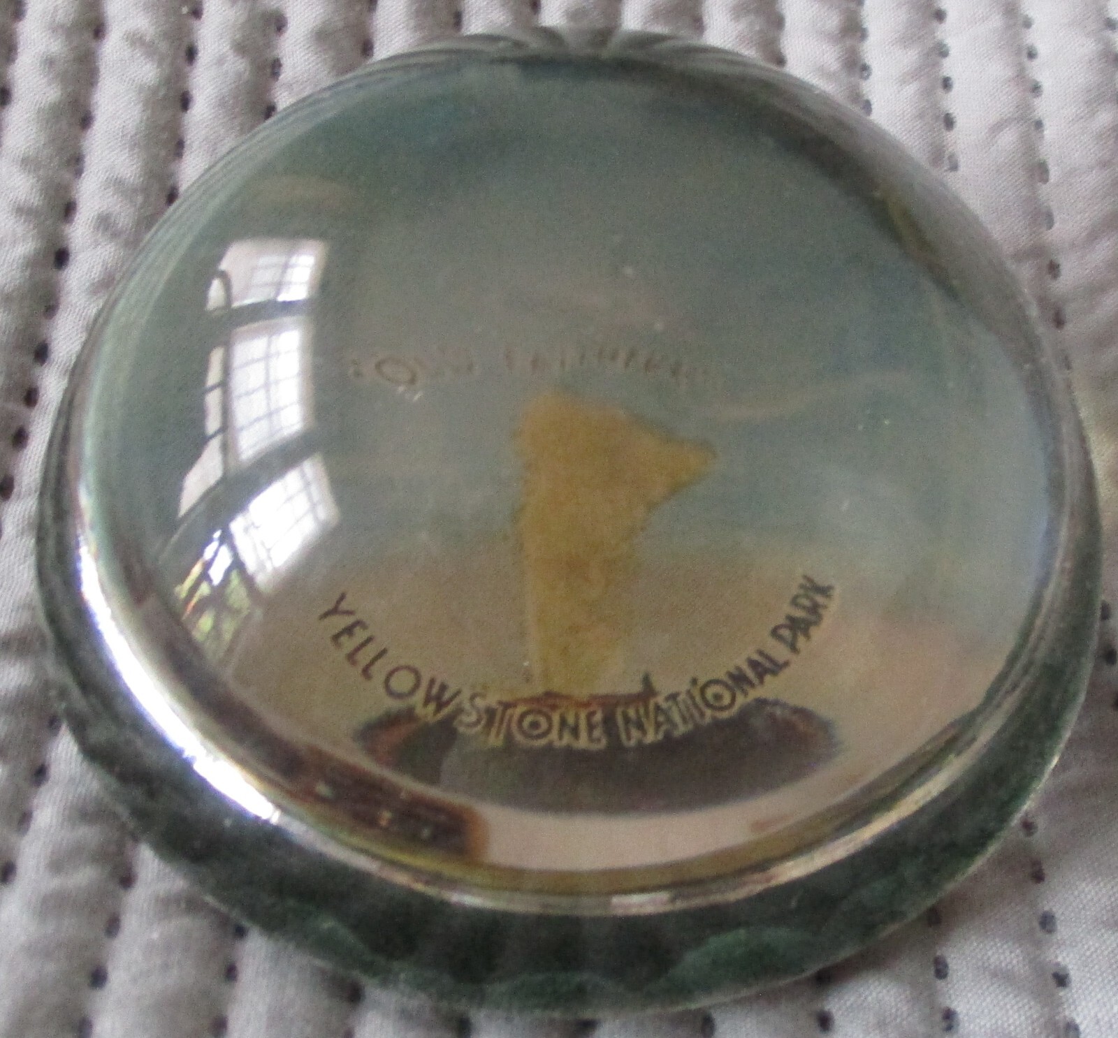 Vintage Souvenir Glass Paperweight Old Faithful Yellowstone National Park WY