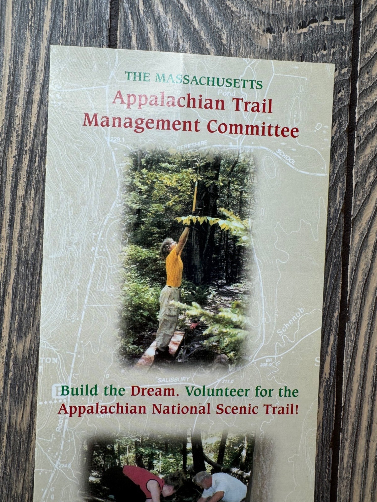 Massachusetts Appalachian Trail Management Committee Volunteer Brochure