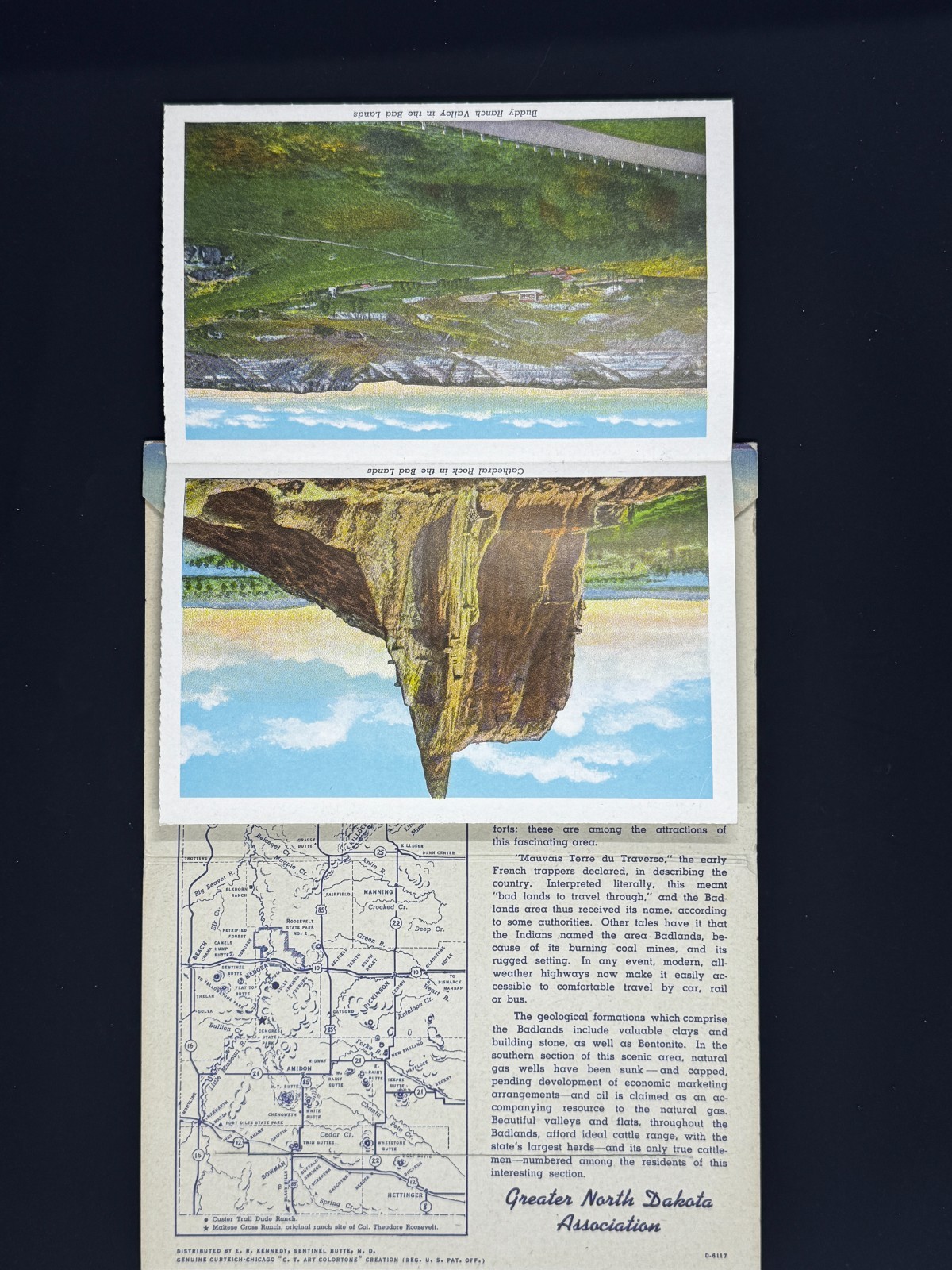 Vintage Souvenir Folder of Bad Lands National Park North Dakota South Dakota