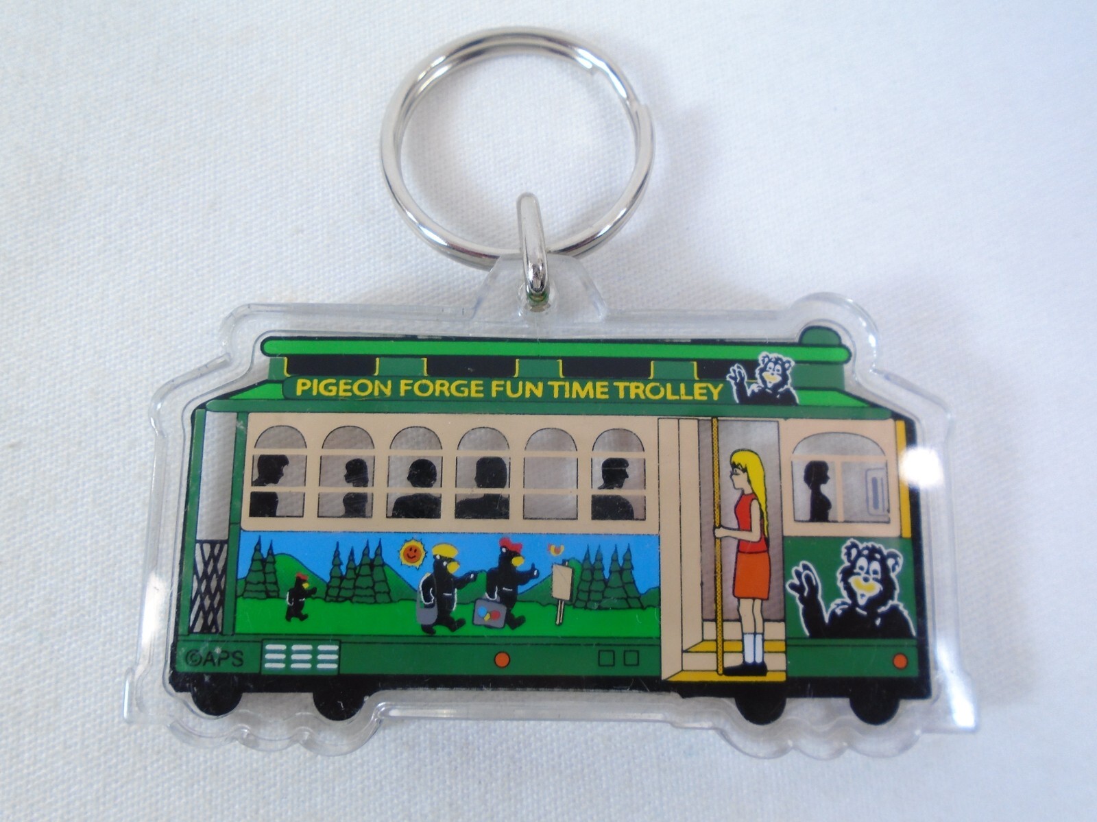 Pigeon Forge Tennessee Run Time Trolley Keychain Great Smoky Mountains