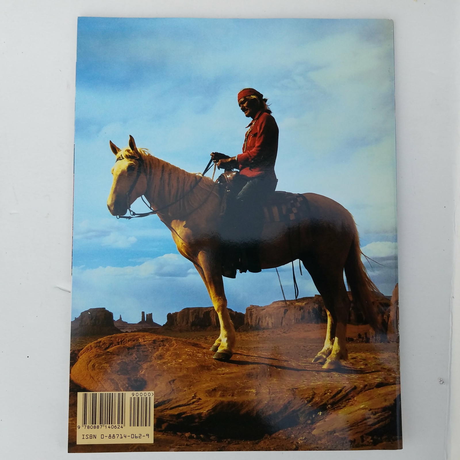 Monument Valley – The Story Behind The Scenery 0887140629