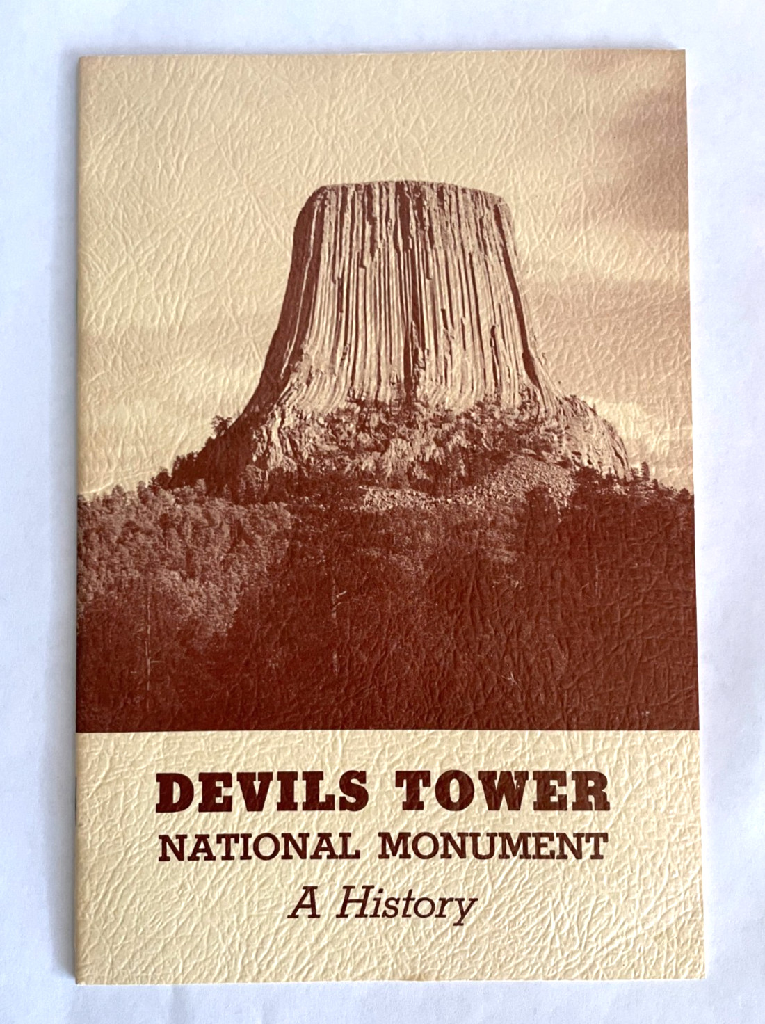 Devil’s Tower National Monument : A History Wyoming Vintage Brochure 1956 1967