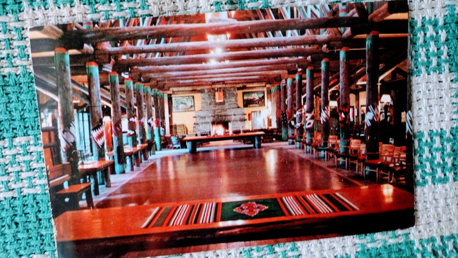 BEAUTIFUL POST CARD PARADISE INN LOBBY MT.RAINIER NATIONAL PARK WASHINGTON