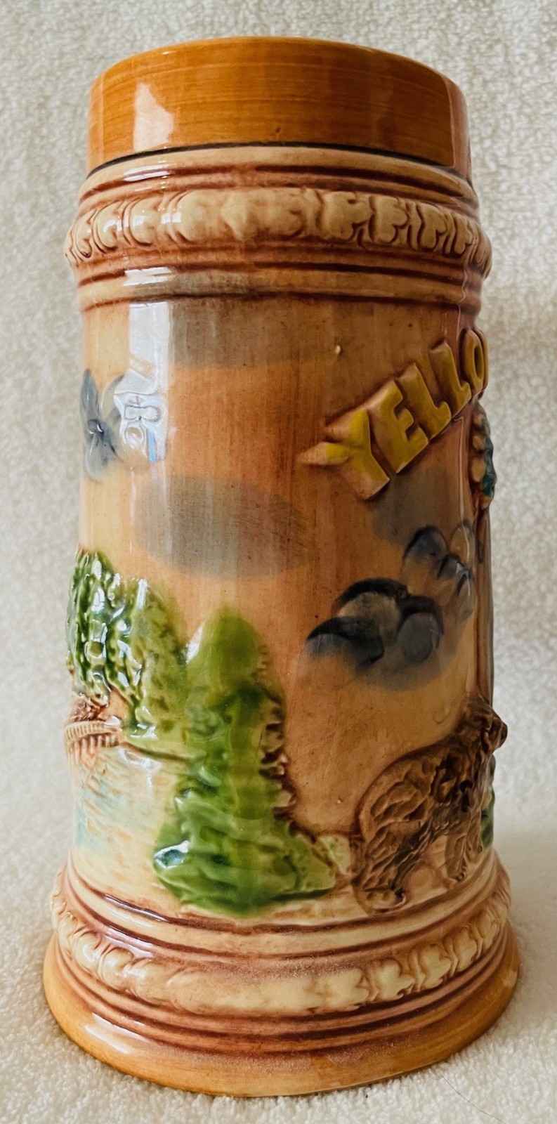 Vtg Yellowstone National Park Souvenir Mug Stein, ceramic, 7″tall, made in Japan
