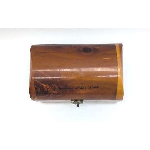 Vintage Yellowstone National Park Cedar Wood Trinket Box Chest Souvenir Jewelry