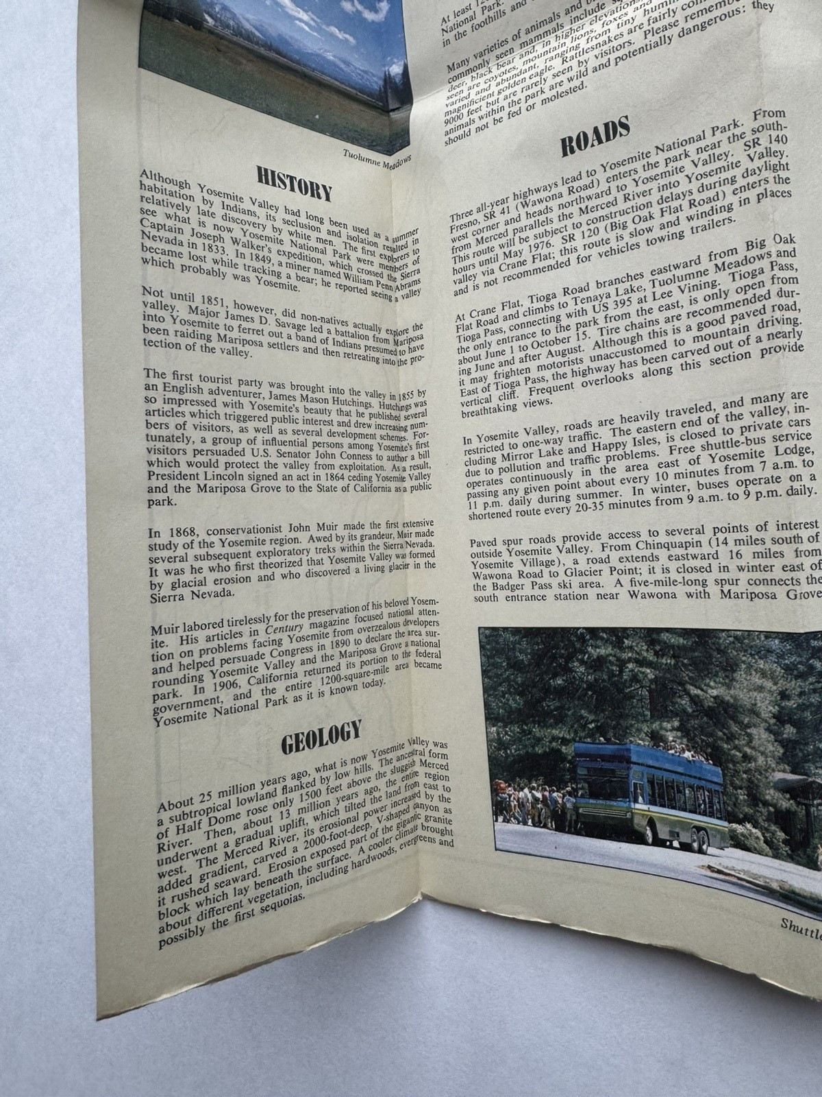 1977 Guide to Yosemite National Park Fold Out Map AAA