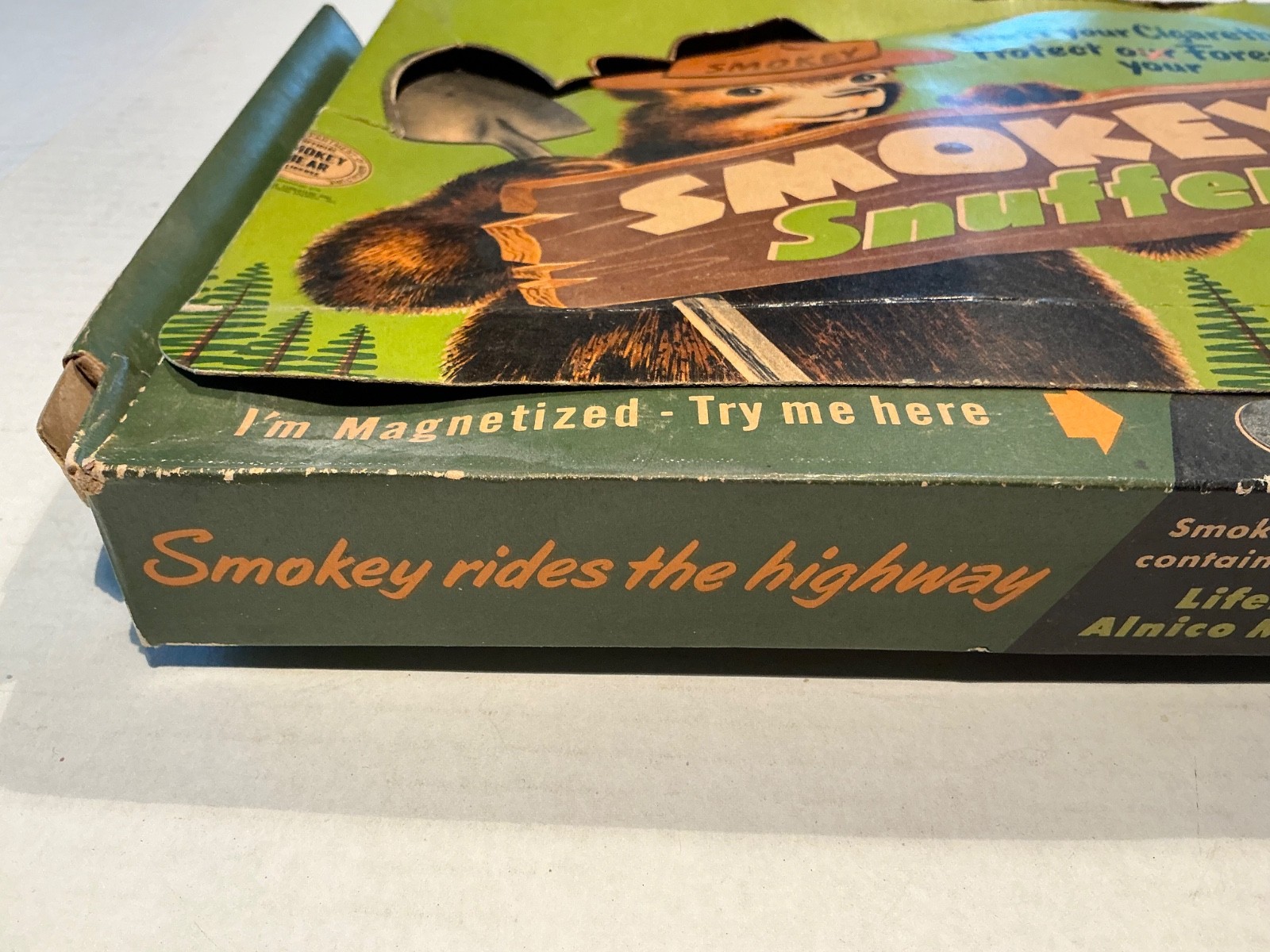 Vintage Smokey The Bear Snuffer Counter Display Box/14 Mint Snuffers/Rare 1950’s