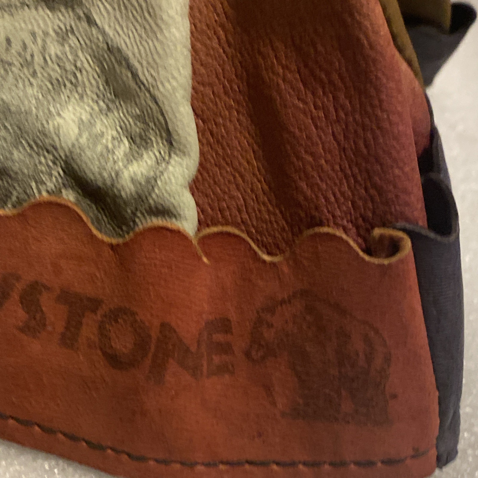 VINTAGE LEATHER YELLOWSTONE PARK CHILD’S BEANIE CAP HAT SOUVENIR