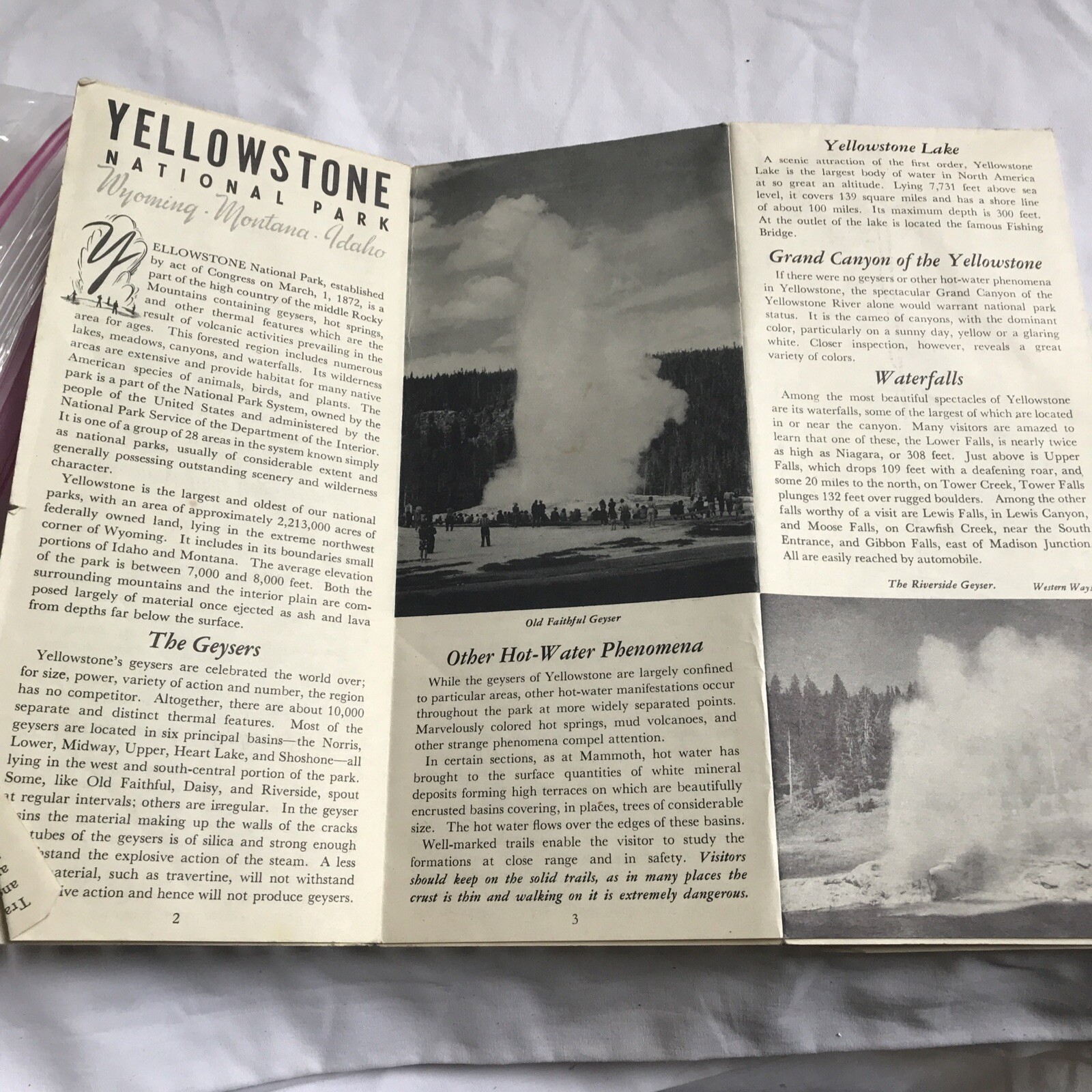 Vintage Yellowstone National Park Map Guide Brochure 1949
