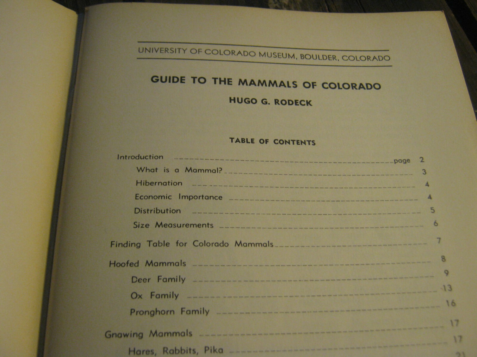 1967 Guide To The Mammals Of Colorado book by Hugo G. Rodeck