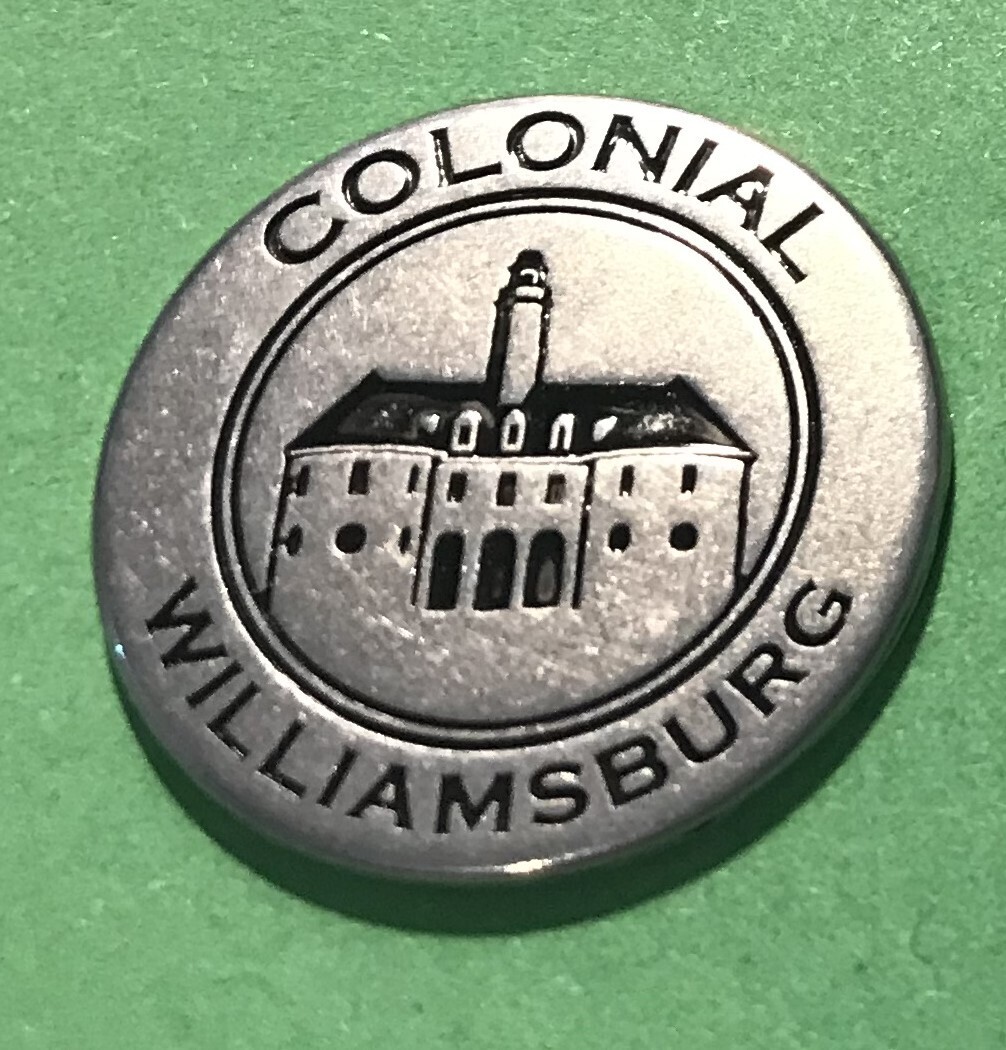 Colonial Williamsburg Capitol & Flags Token