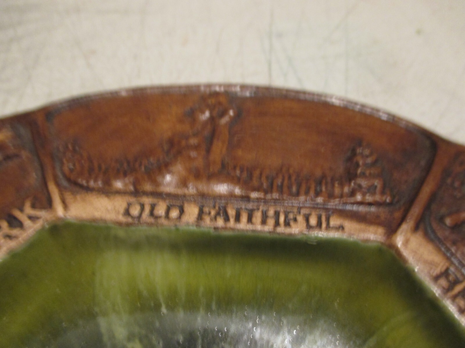 Vintage YELLOWSTONE National Park Treasure Craft Ceramic Trinket Dish Souvenir