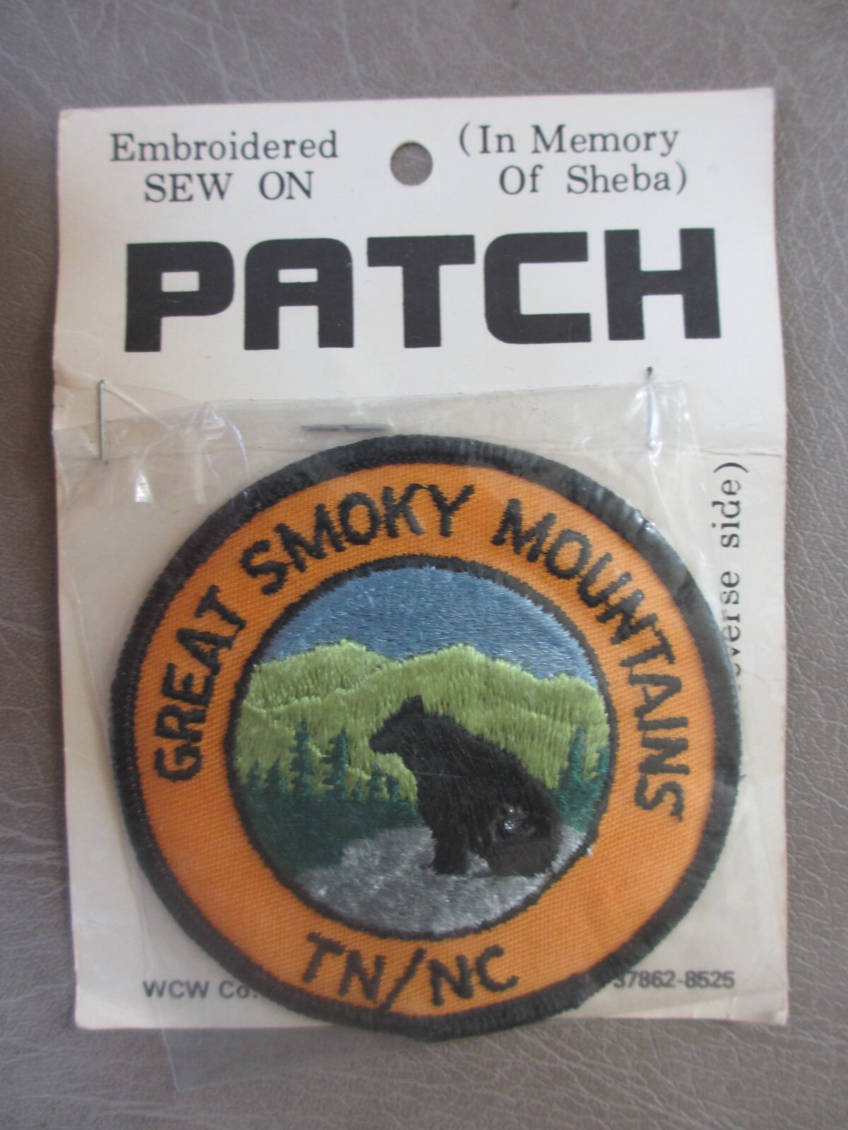 Rare Great Smoky Mountains Sheba The Bear Memorial Patch 3-3/4″ Vintage 1980’s