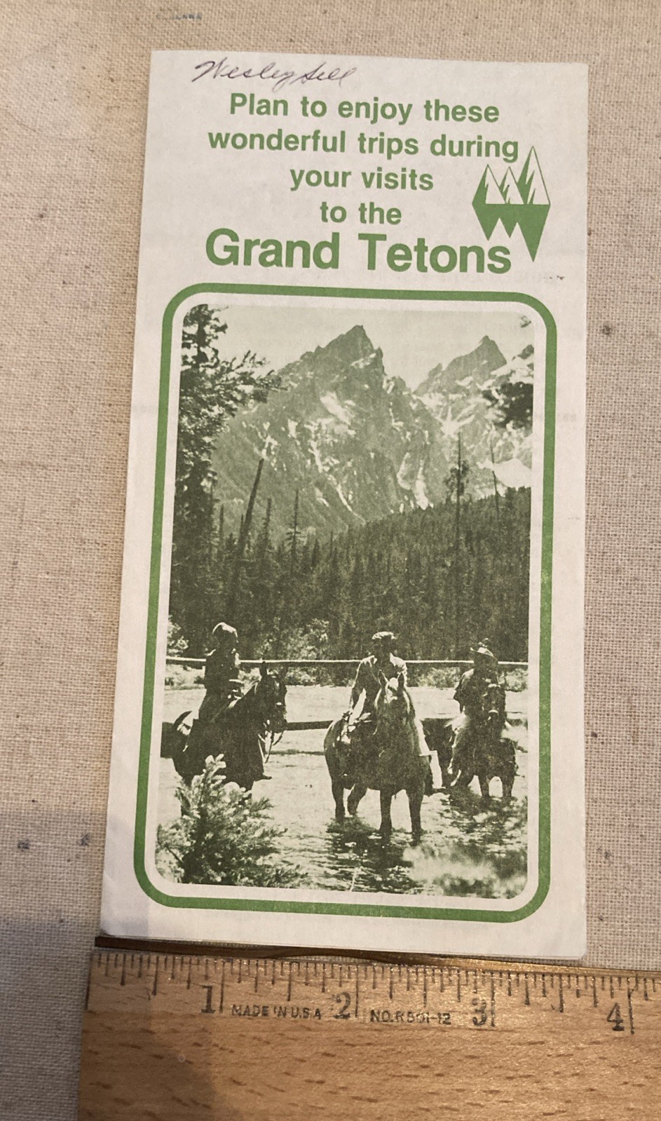 Grand Teton Lodge Company National Park Vintage Booklet 1983