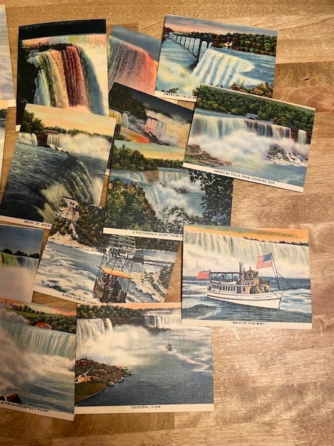 Vintage Mini Souvenir Mailable Photo Packs – Niagara Falls – Linen Color Pics